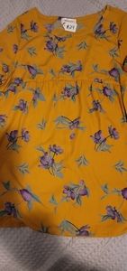 Boutique NWT tunic top size Medium